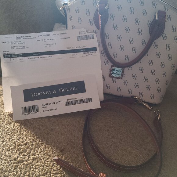 Authentic Dooney & Bourke Geena Signature Satchel - Picture 1 of 6